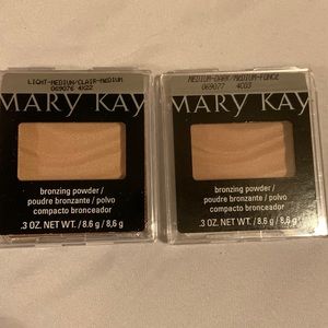Mary Kay bronzing powder - never opened